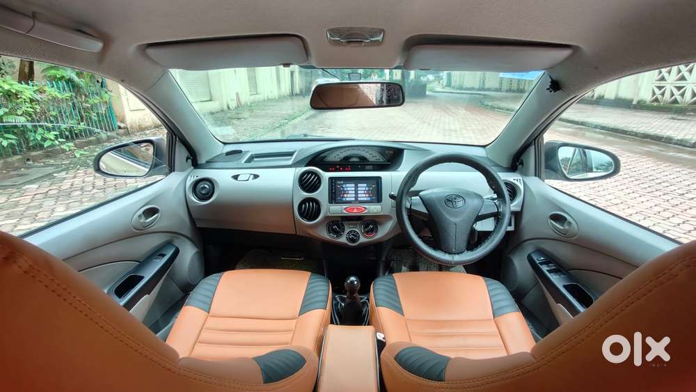 Toyota Etios 2010-2012 G, 2011, Petrol