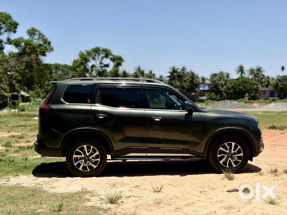 Mahindra Scorpio N Z8 Diesel At 2wd 7 Str [2022], 2023, Petrol