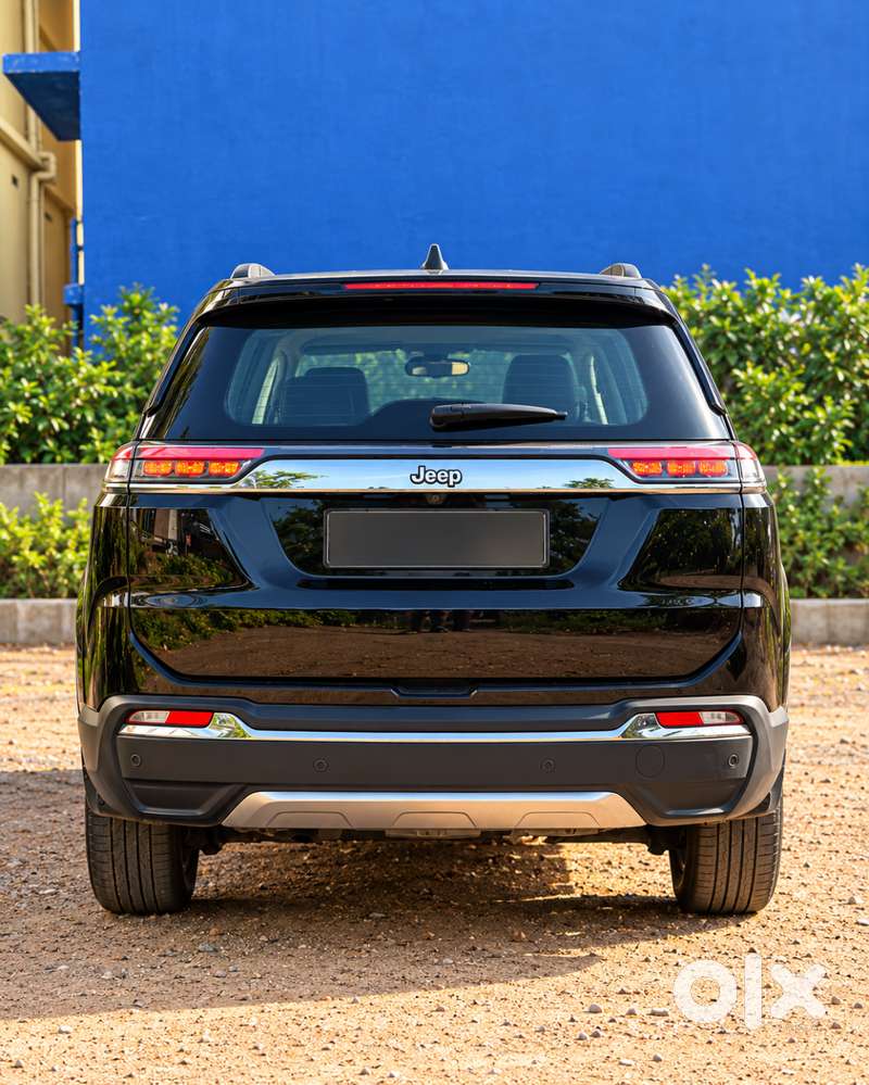 2022 Jeep Meridian Limited (o) 4x2 At