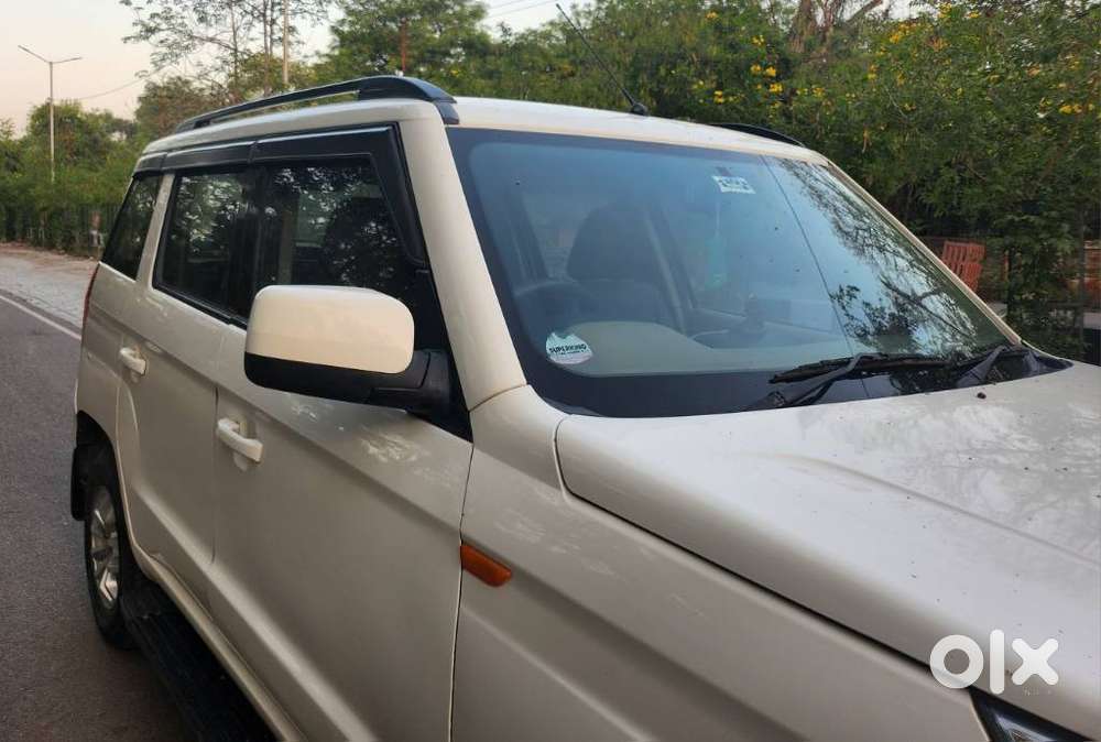 Mahindra Tuv 300 Mhawk100 T8, 2017, Diesel