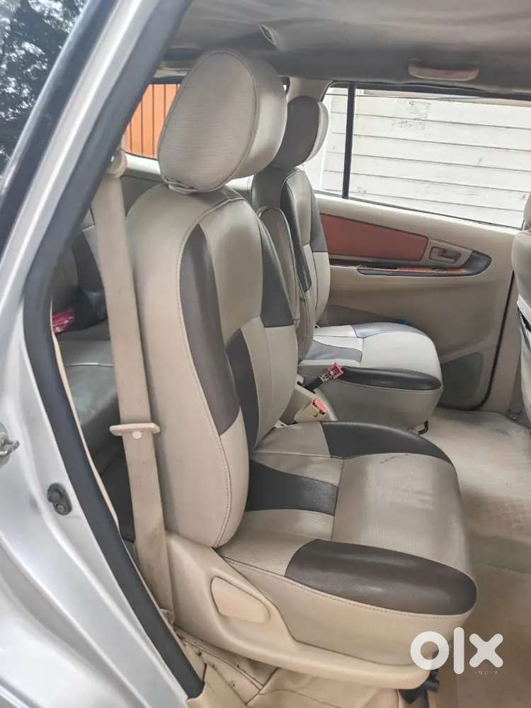 Toyota Innova 2006 Diesel Well Maintained Valid 2030