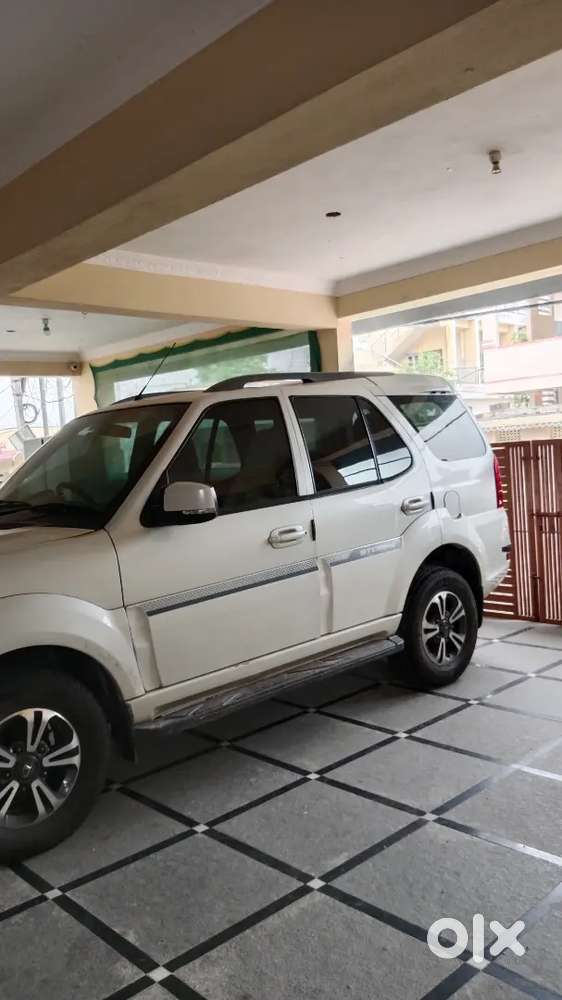 Tata Safari Storme 2020 Diesel 83303 Km Driven