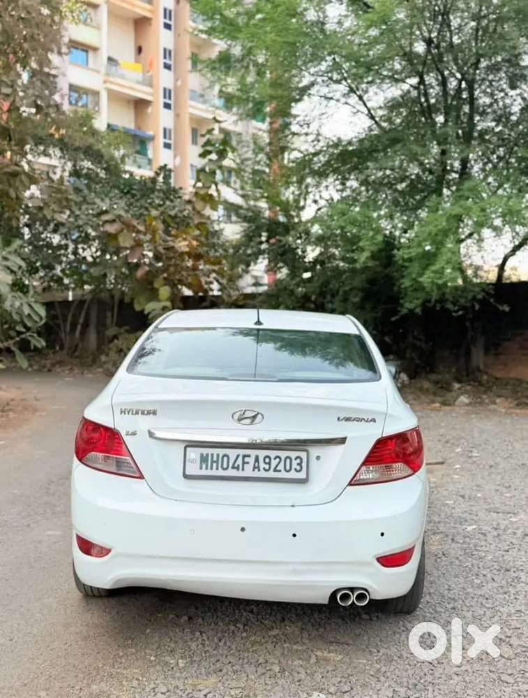 Hyundai Verna 2012