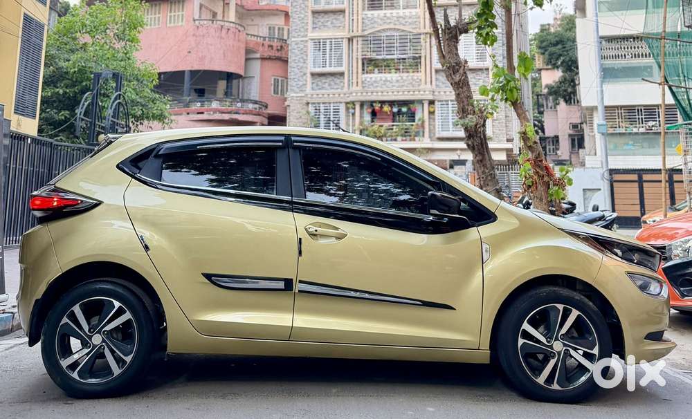 Tata Altroz 1.2 Xz (o), 2022, Petrol
