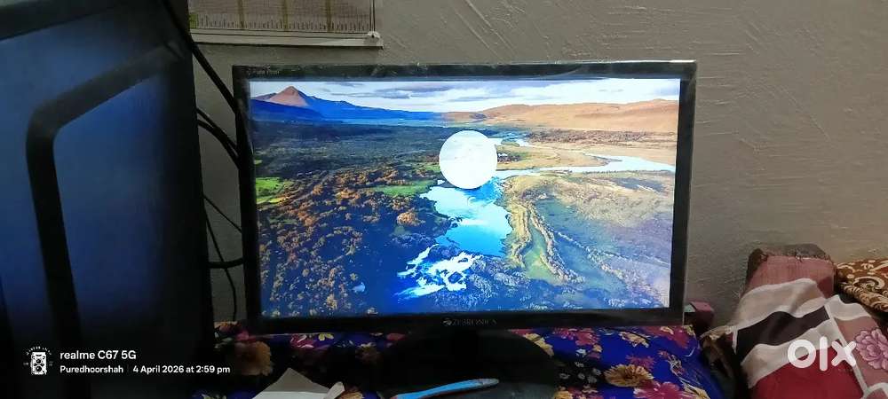 4gb Ram 
256 Gb Memory 
3th Ganration 
Windows10 
Zebonomics All Setap