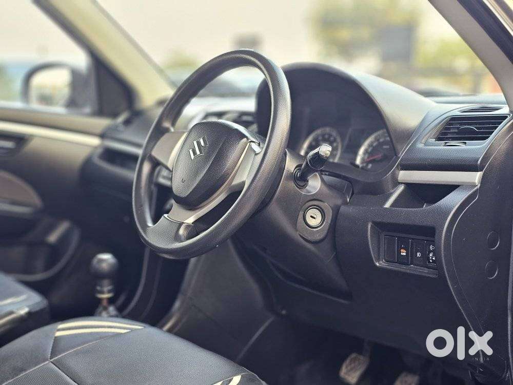 Maruti Suzuki Swift Vxi + Manual, 2016, Petrol