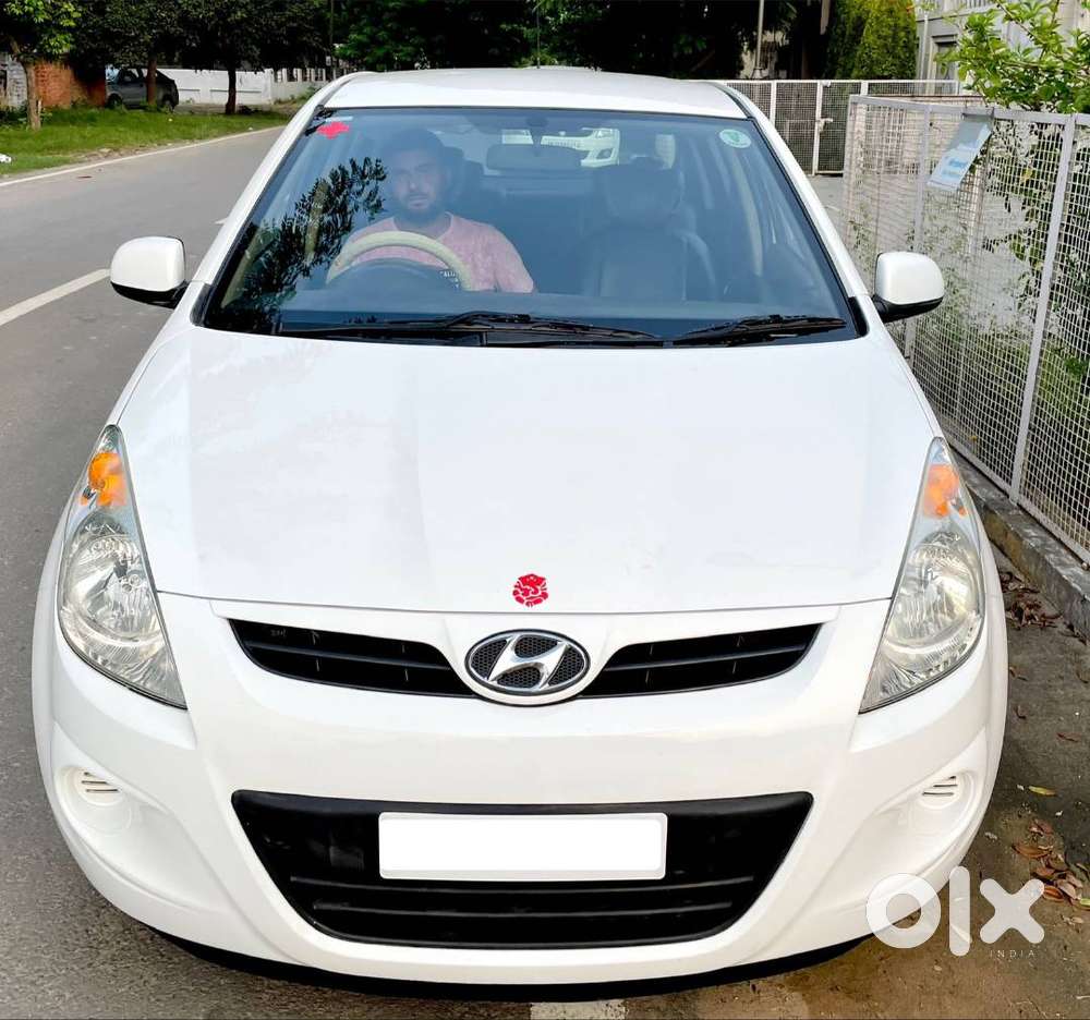 Hyundai I20 2011 Petrol Well Maintained