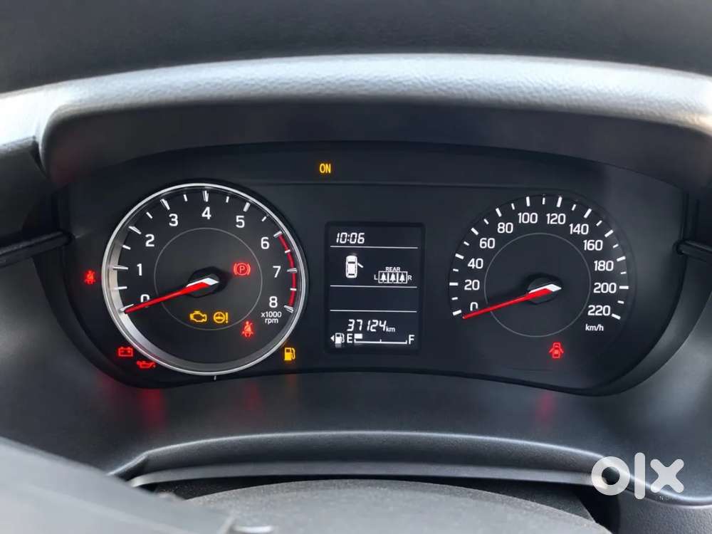 Maruti Suzuki Swift Vxi, 2024, Petrol