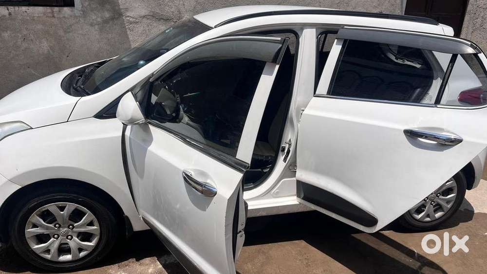 Hyundai Grand I10 2016 Petrol Well Maintained