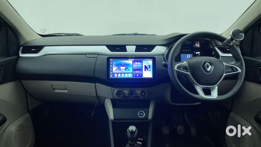 Renault Triber 1.0 Rxz Dual Tone, 2021, Petrol
