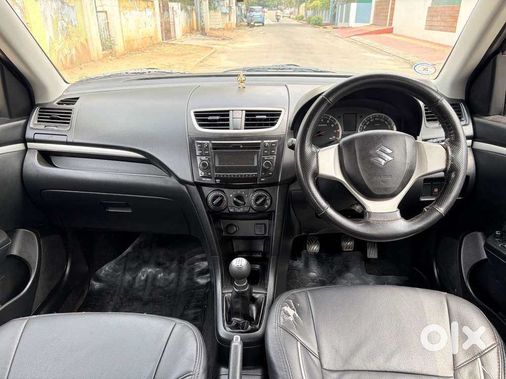 Maruti Suzuki Swift Vxi + Manual, 2017, Petrol