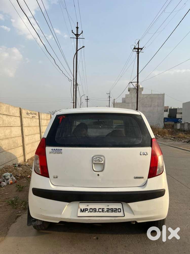 Power Steering, All Power Window, Music System,
