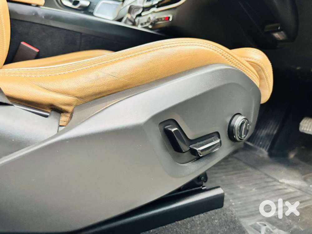 Volvo Xc60 D5 Awd Automatic, 2021, Diesel
