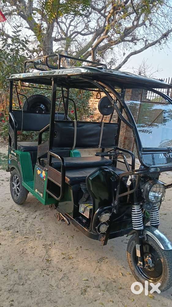 Mayuri E-rickshaw Only 18 Month Old
