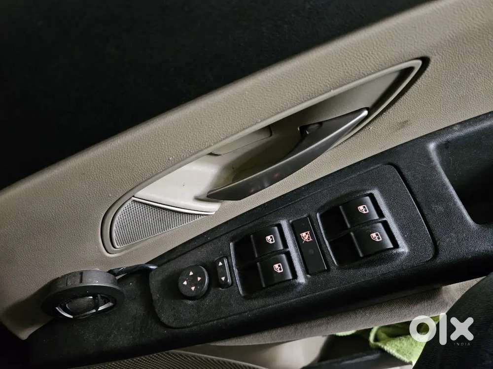 Fiat Linea Emotion Dec-2012 Petrol