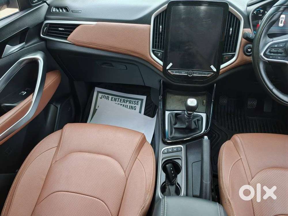 Mg Hector Plus Sharp Hybrid 1.5 Mt, 2022, Petrol