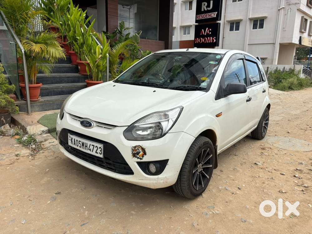 Ford Figo Diesel Zxi 2010