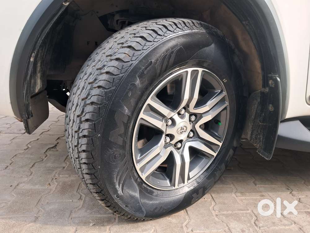 Toyota Fortuner 4x2 At 2.8 Diesel, 2019, Diesel