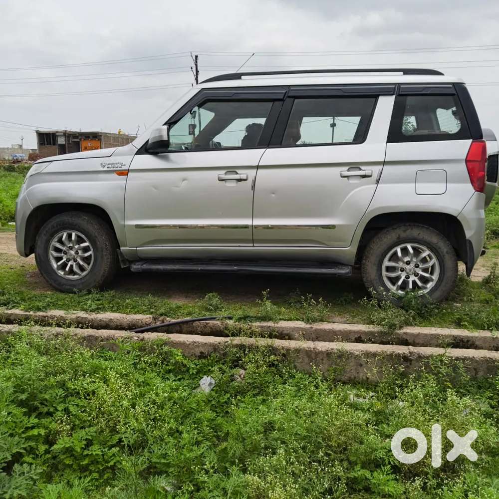 Mahindra Tuv 300 2016