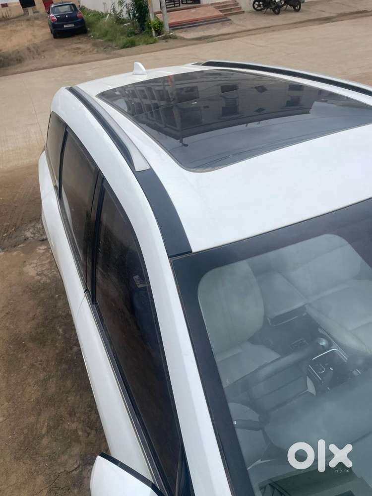 Mahindra Xuv700 2024 Diesel Ax7 Luxury Pack