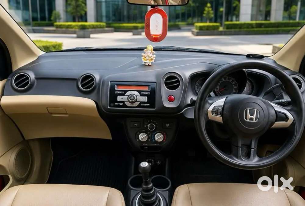 2016 Honda Brio Petrol+cng Mh09 60,000kms