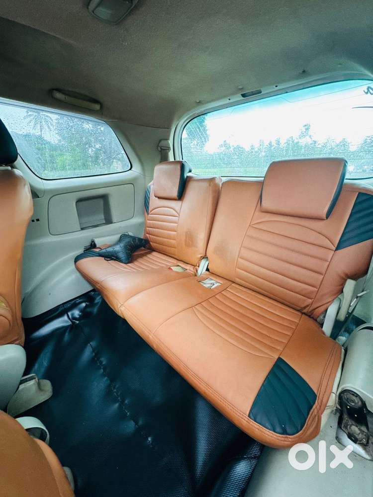 Toyota Innova 2012-2013 2.5 E Diesel Ms 7-seater, 2011, Diesel