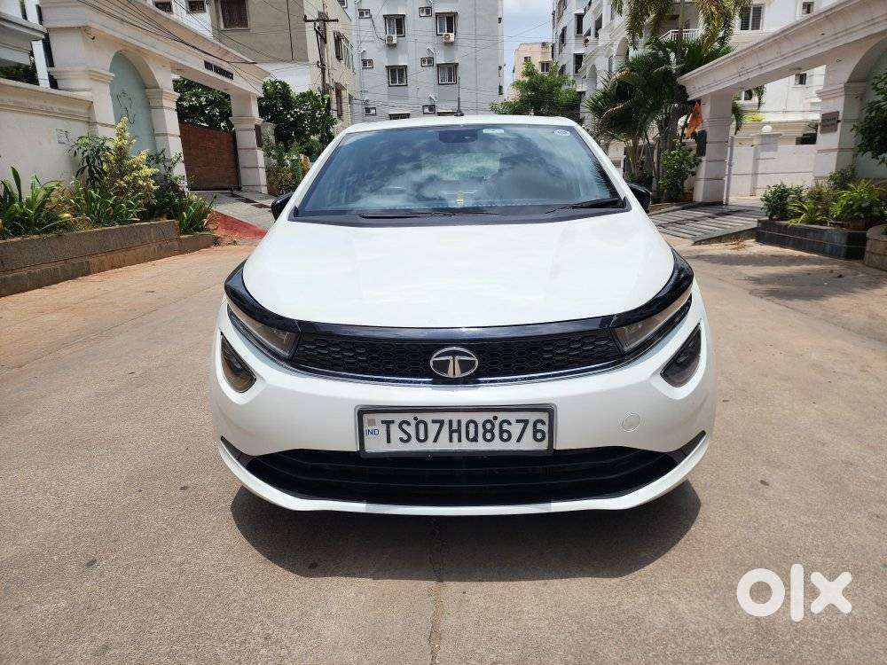 Tata Altroz 1.2 Xe Plus Petrol, 2022, Petrol