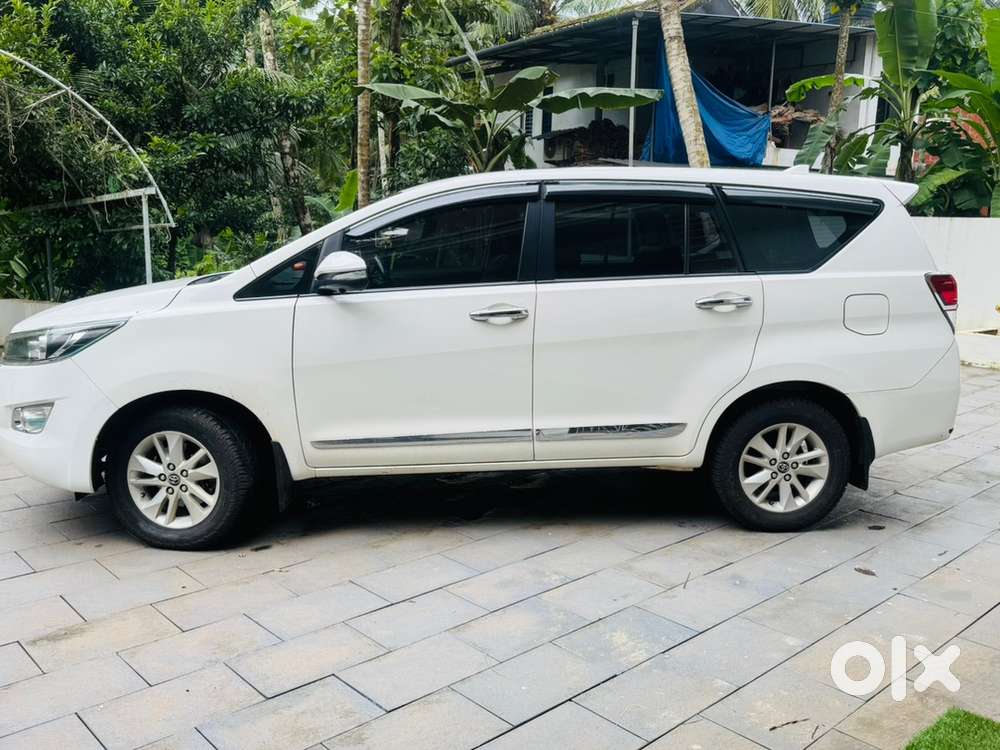 Toyota Innova Crysta Diesel 215000 Km Driven