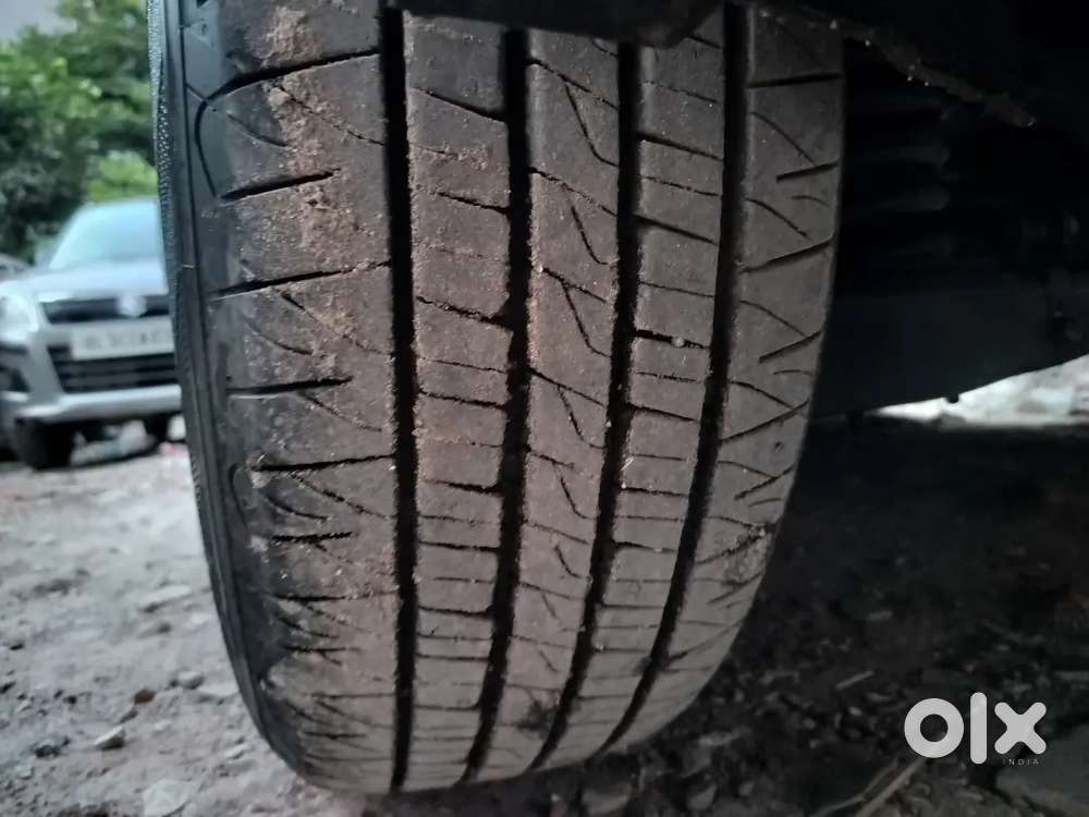 Mahindra Xuv700 Diesel 2022 Variant Mt