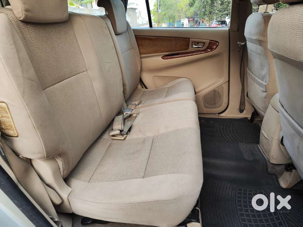 Toyota Innova 2.5 Vx 8 Str Bs-iii, 2008, Diesel