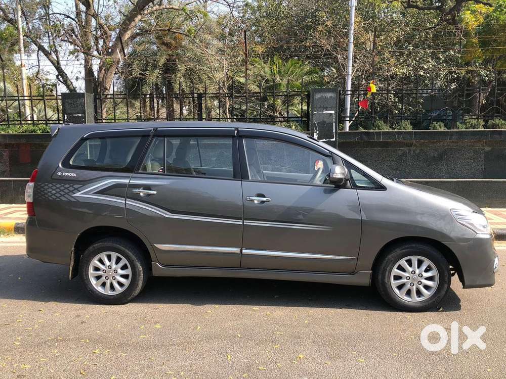 Toyota Innova 2.5 Zx 7 Str Bs-iv, 2014, Diesel