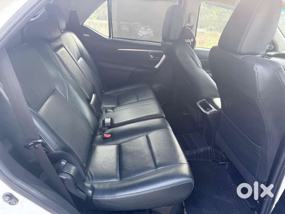 Toyota Fortuner 4x2 At 2.8 Diesel, 2022, Diesel