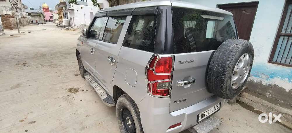 Mahindra Tuv 300 2016