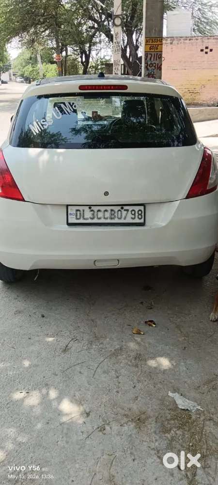 2012 Maruti Suzuki Swift Lxi पेट्रोल