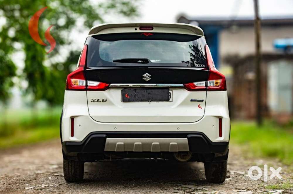 Maruti Suzuki Xl6 1.5 Alpha At, 2021, Petrol