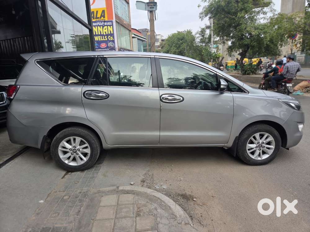 Toyota Innova Crysta 2.4 G Mt, 2016, Diesel