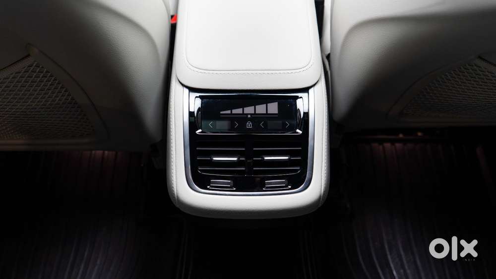 Volvo Xc90 B6 Ultimate, 2025, Petrol