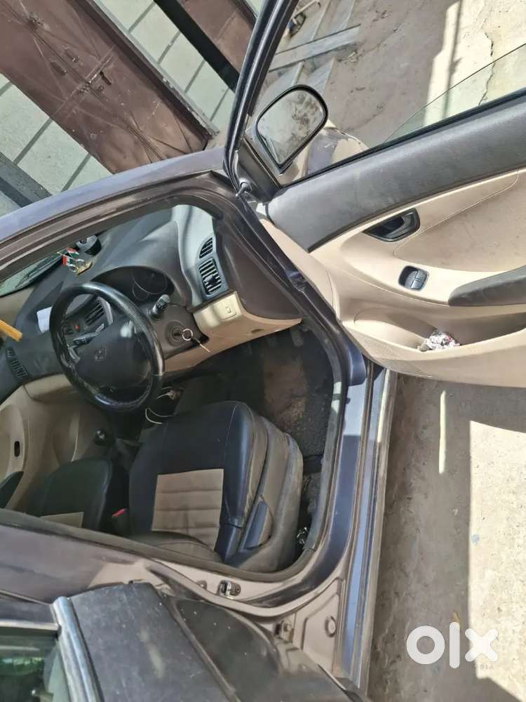 Hyundai Eon 2016
