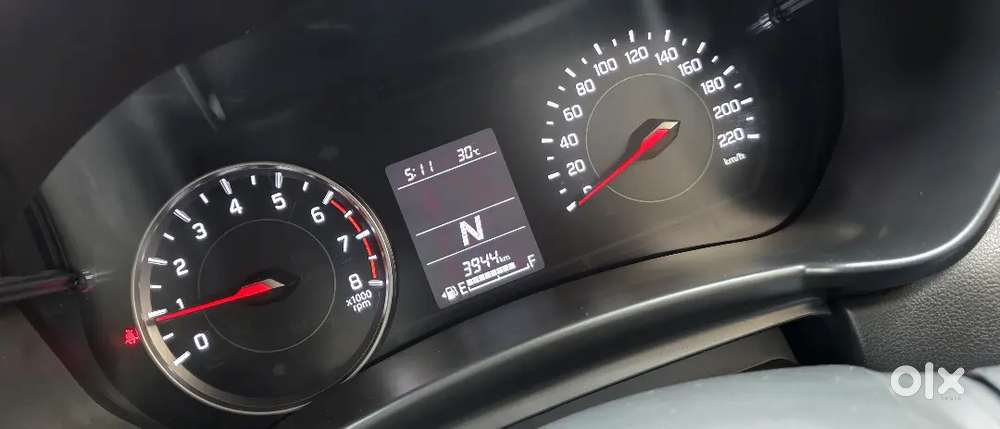 Maruti Suzuki Swift Vxi (o) Petrol 2025 Automatic
