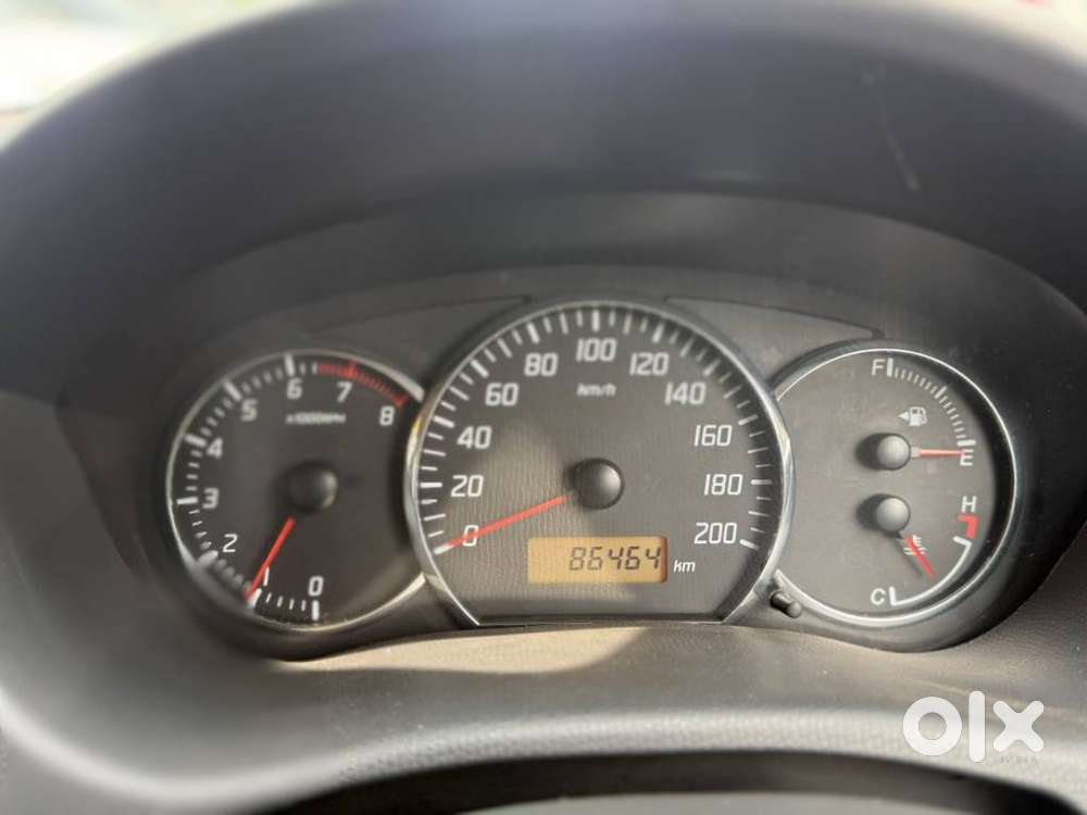 Maruti Suzuki Swift 1.2 Vxi (o), 2009