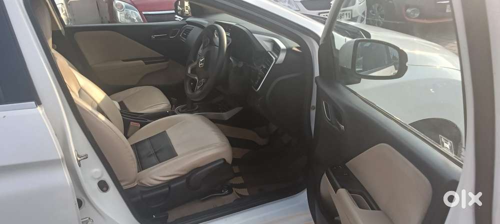 Honda City 1.5 V Mt Exclusive, 2021, Petrol