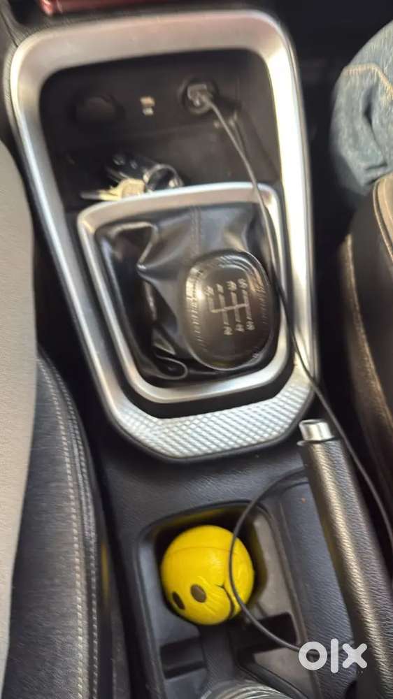 Kia Sonet 2022 Petrol 55000 Km Driven