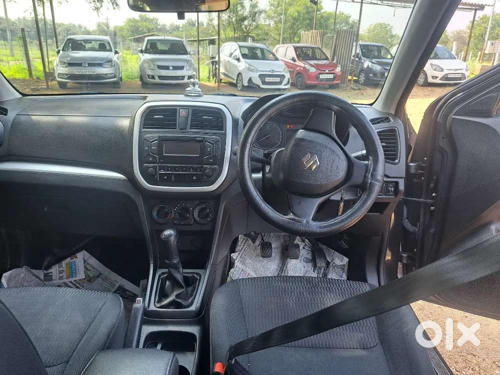 Maruti Suzuki Brezza Lxi 2022 Hybrid Manual