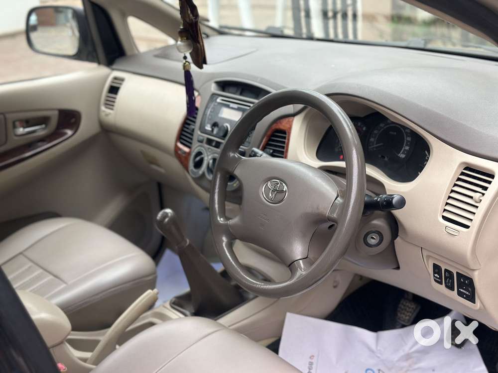 Toyota Innova 2.5 Vx 8 Str, 2006, Diesel