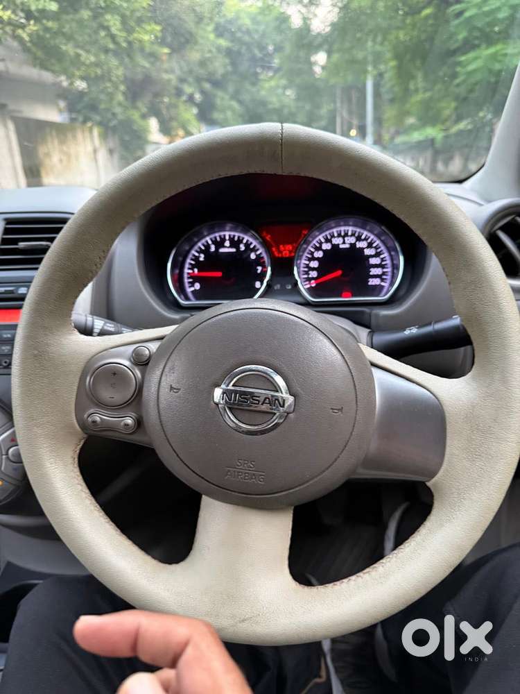 Nissan Sunny Xv Special Edition, 2011, Petrol
