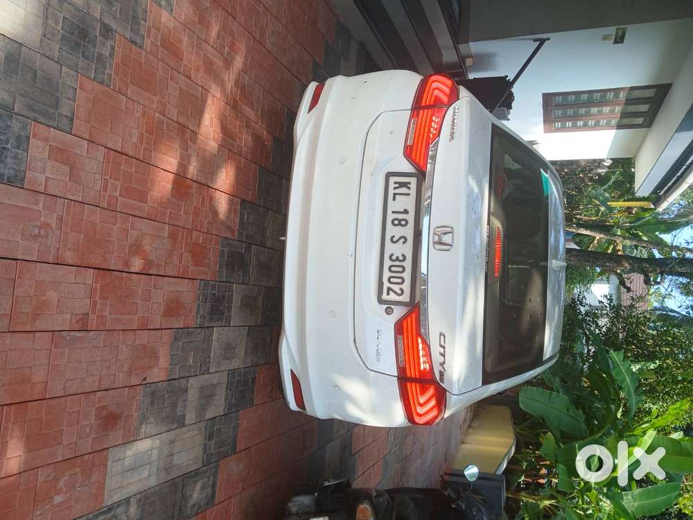 Honda City V Petrol 2016