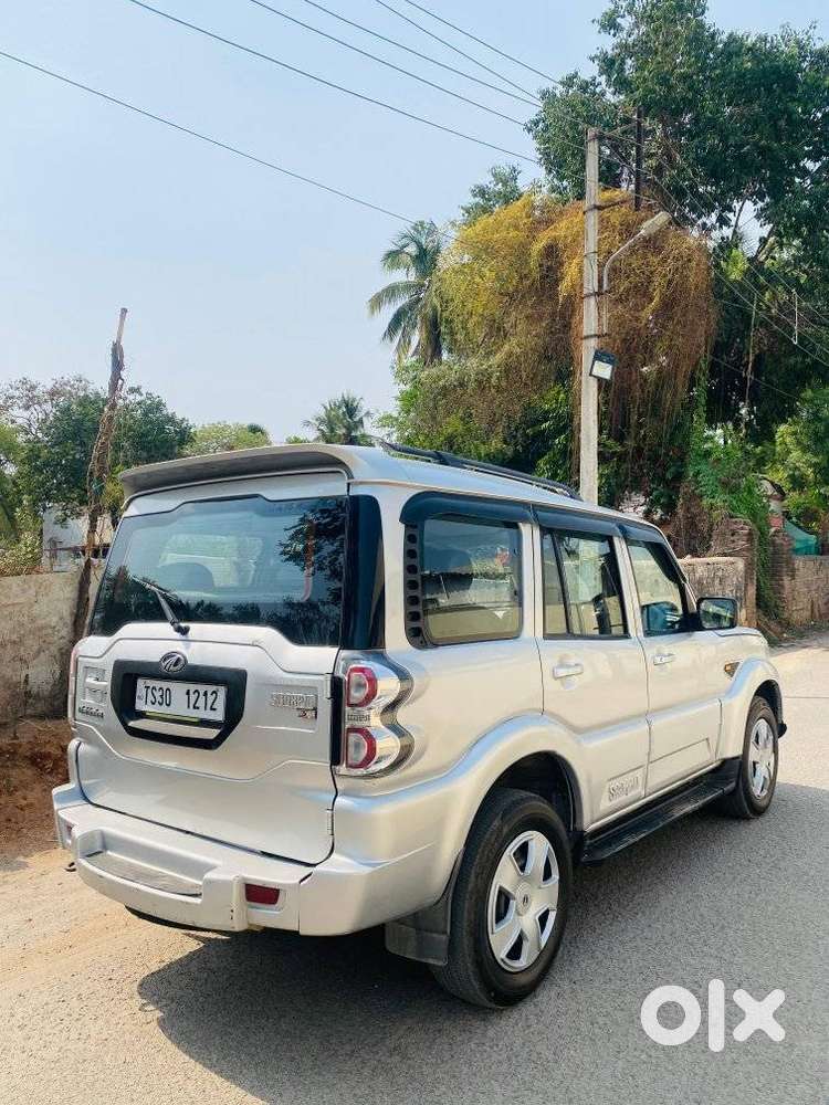 Mahindra Scorpio S6 Plus, 2016, Diesel