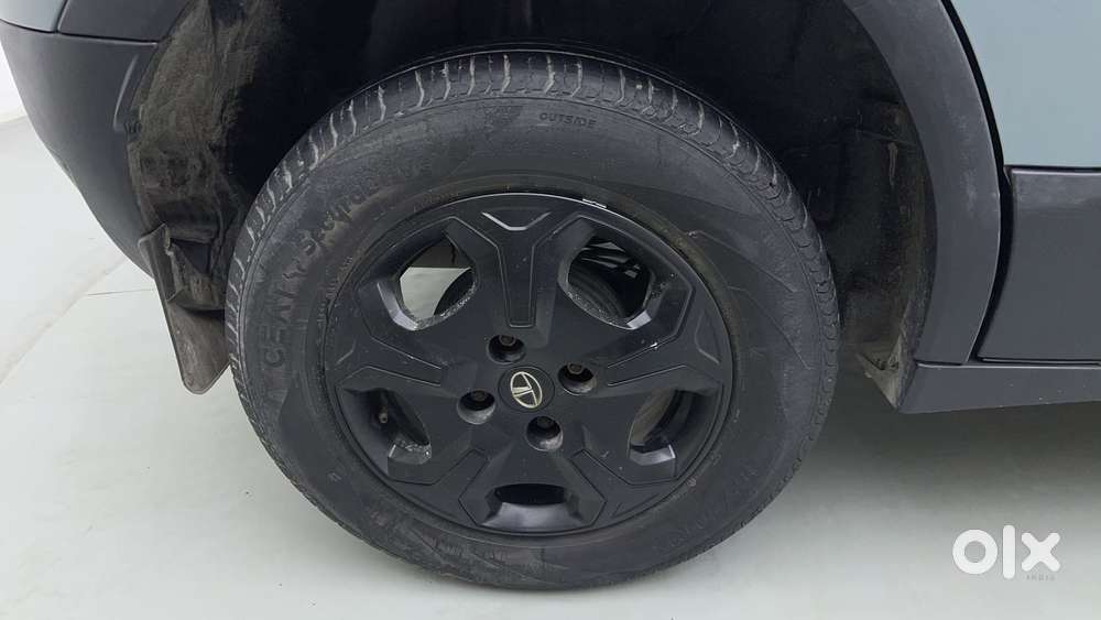 Tata Punch Accomplished, 2022, Petrol