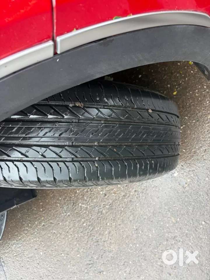 Mahindra Xuv700 2.0 Ax 7 Petrol At Str, 2023, Petrol