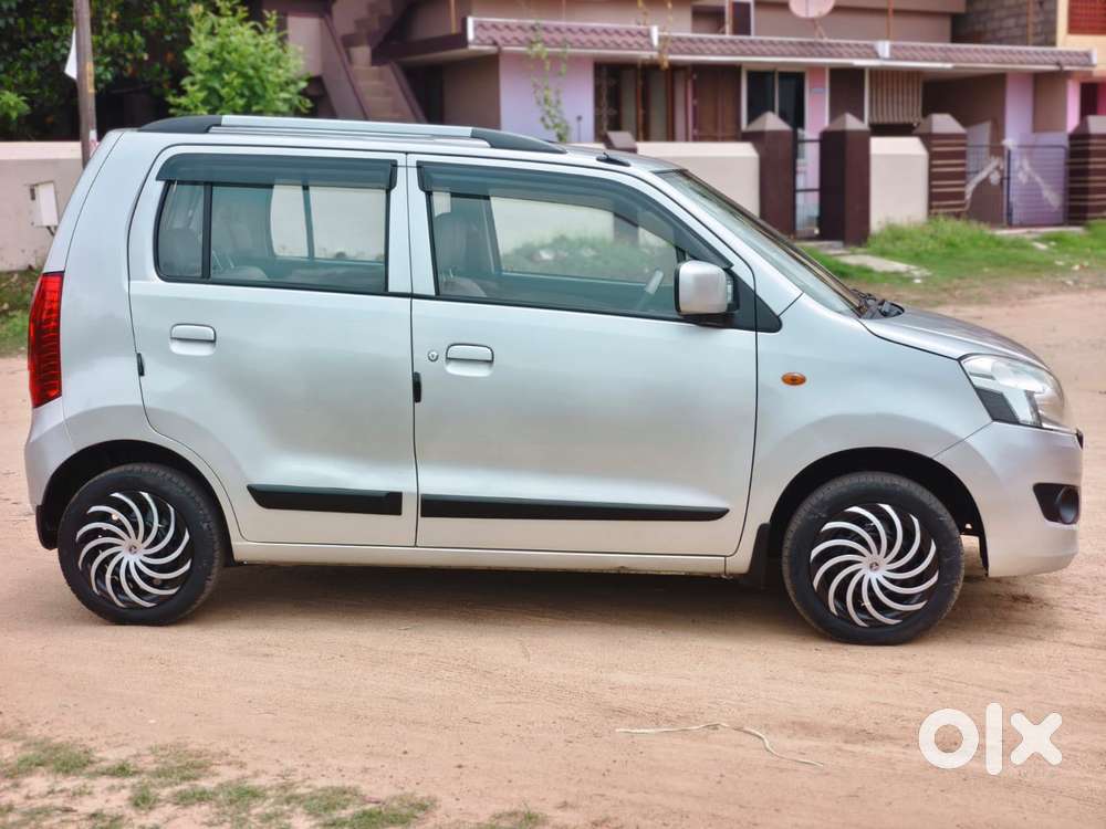 Maruti Suzuki Wagon R Vxi Amt Opt, 2016, Petrol
